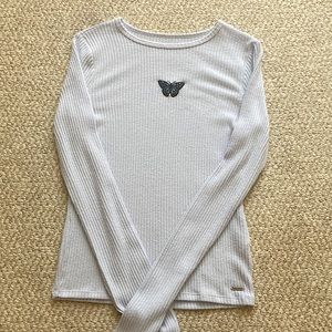 Hollister soft lightweight long sleeve tee shirt